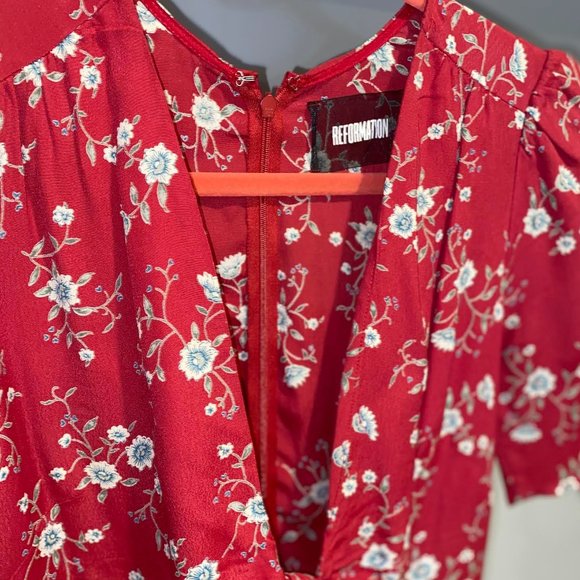 Reformation Grace Floral Front Tie Mini Dress in Red Viscose (Size: 0) - Picture 5 of 7